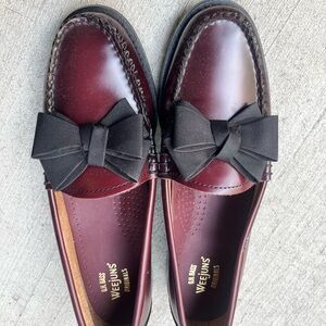 Bass Burgundy Leather Bow Loafers